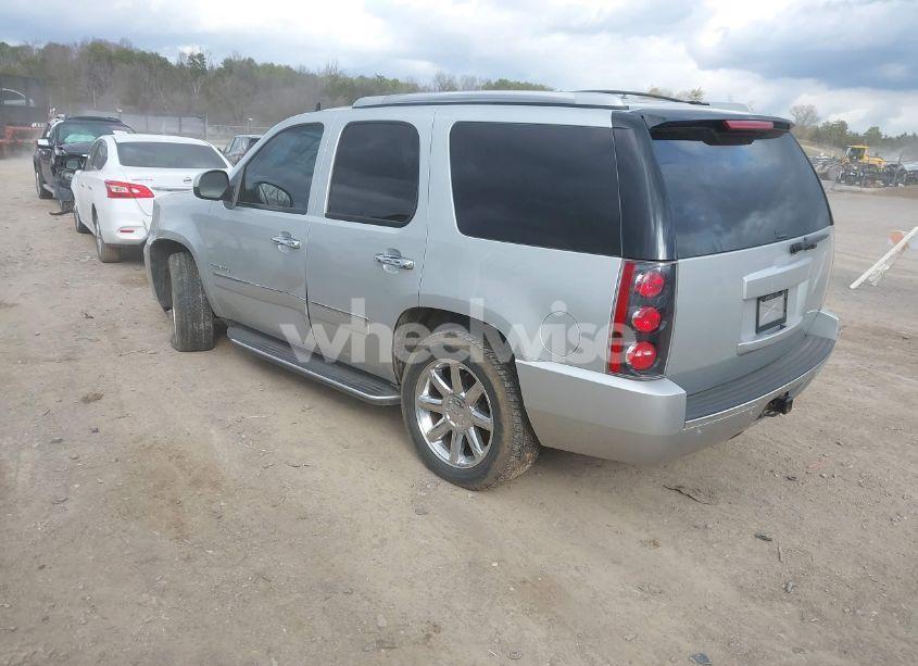 Photo 3 of 2010 Gmc Yukon DENALI (VIN 1GKUCEEFXAR234280)
