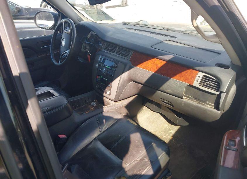 Photo 5 of 2010 Gmc Yukon XL 1500 SLT (VIN 1GKUCKE02AR218763)