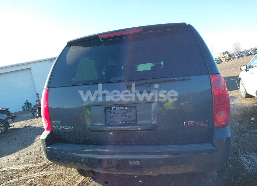 Photo 16 of 2010 Gmc Yukon SLE (VIN 1GKUKAE05AR183519)