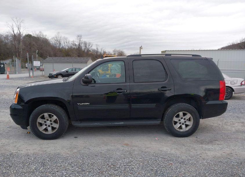 Photo 14 of 2010 Gmc Yukon SLE (VIN 1GKUKAE07AR265428)