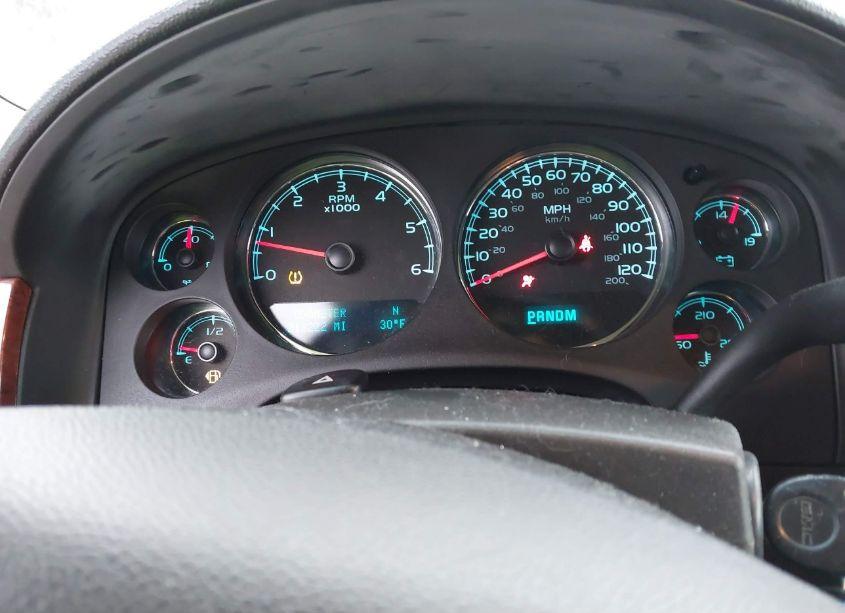 Photo 7 of 2010 Gmc Yukon SLE (VIN 1GKUKAE07AR265428)