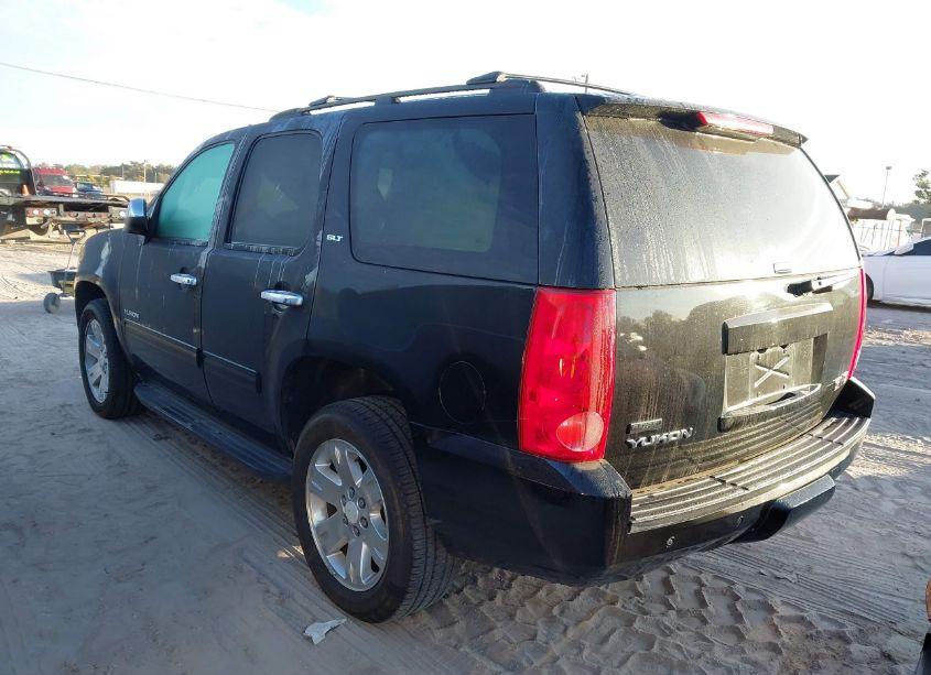 Photo 3 of 2010 Gmc Yukon SLT (VIN 1GKUKCE0XAR242138)