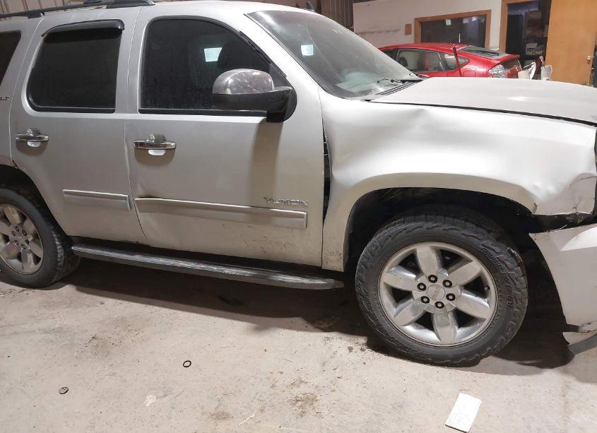Photo 17 of 2010 Gmc Yukon SLT (VIN 1GKUKCE0XAR291193)