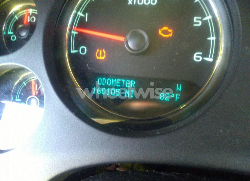 Photo 15 of 2010 Gmc Yukon DENALI (VIN 1GKUKEEF0AR101191)