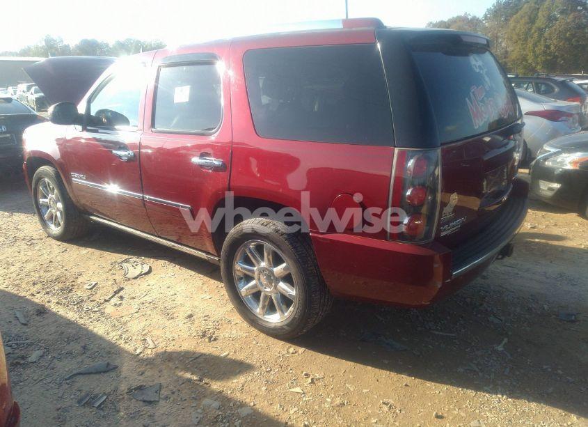 Photo 3 of 2010 Gmc Yukon DENALI (VIN 1GKUKEEF0AR101191)