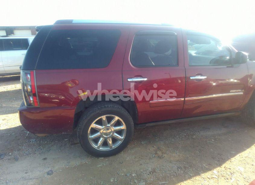 Photo 4 of 2010 Gmc Yukon DENALI (VIN 1GKUKEEF0AR101191)