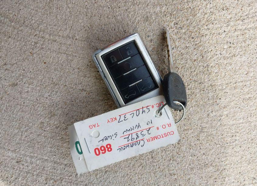 Photo 11 of 2010 Gmc Yukon DENALI (VIN 1GKUKEEF6AR208679)