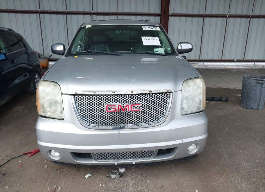 Photo 13 of 2010 Gmc Yukon DENALI (VIN 1GKUKEEF6AR208679)