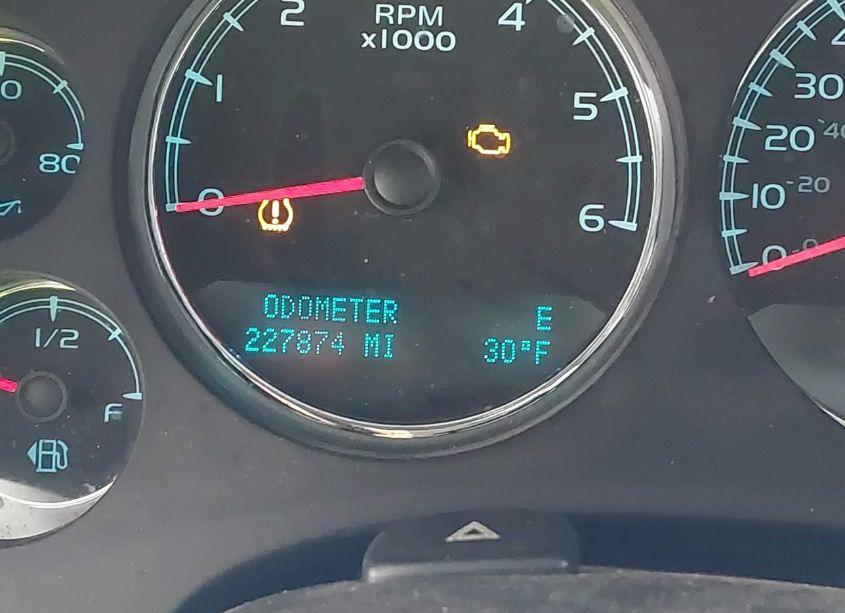 Photo 16 of 2010 Gmc Yukon DENALI (VIN 1GKUKEEF6AR208679)