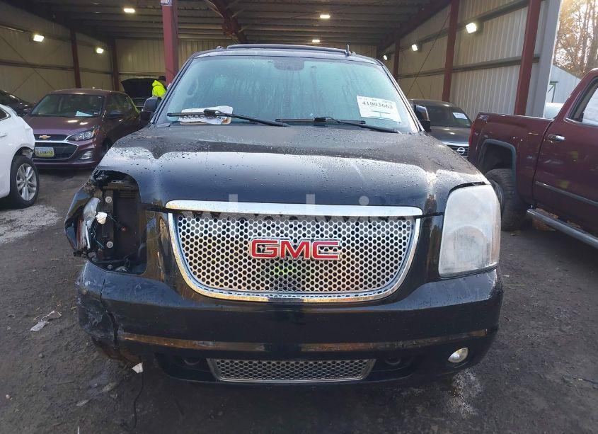 Photo 12 of 2010 Gmc Yukon DENALI (VIN 1GKUKEEF7AR189320)