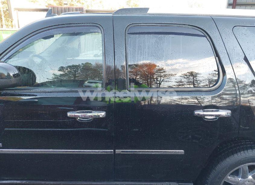 Photo 14 of 2010 Gmc Yukon DENALI (VIN 1GKUKEEF7AR189320)