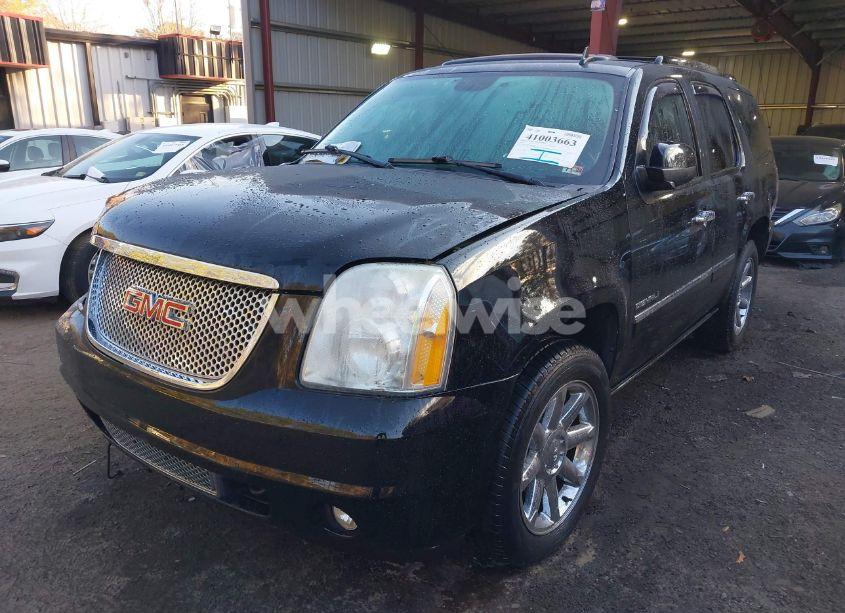 Photo 2 of 2010 Gmc Yukon DENALI (VIN 1GKUKEEF7AR189320)