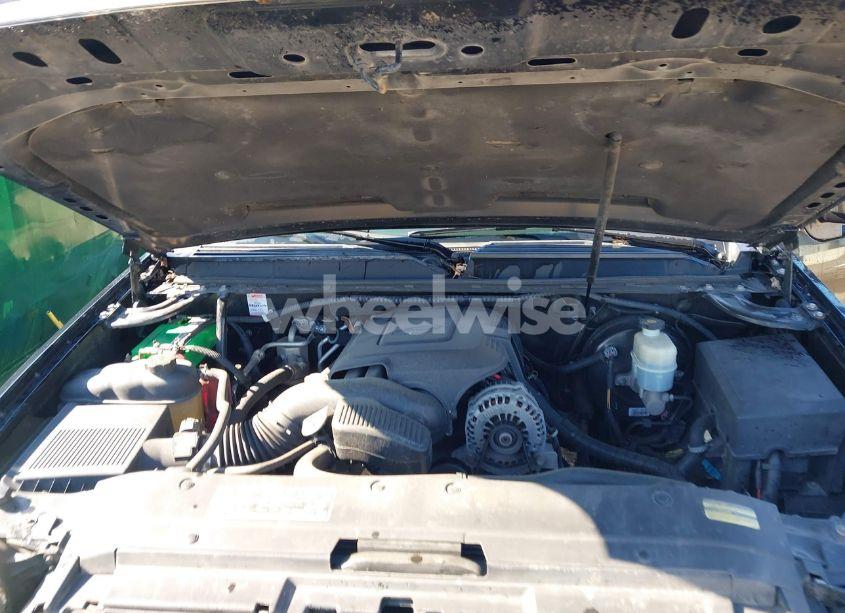 Photo 10 of 2010 Gmc Yukon DENALI (VIN 1GKUKEEF8AR153359)