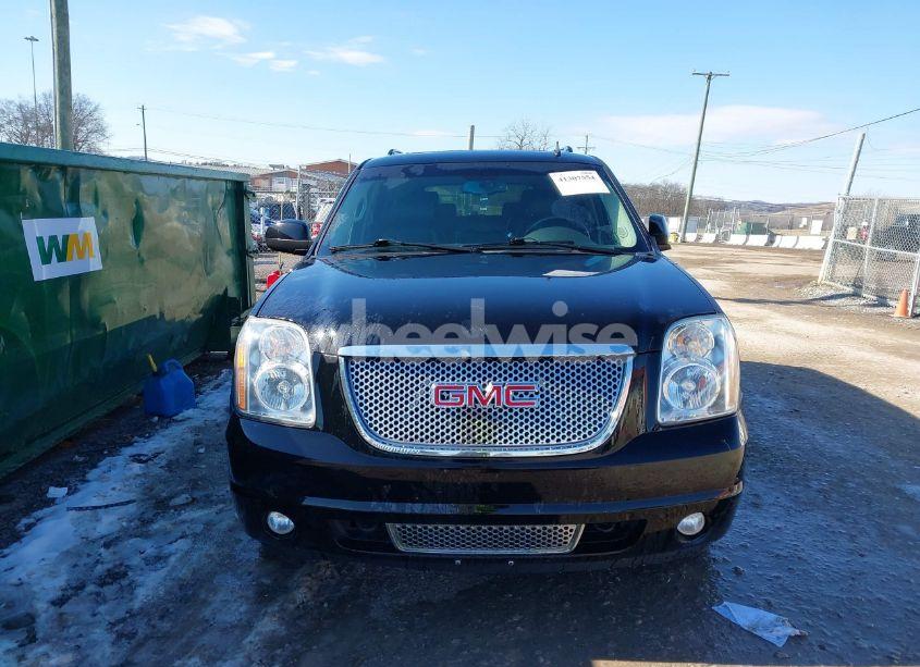 Photo 12 of 2010 Gmc Yukon DENALI (VIN 1GKUKEEF8AR153359)