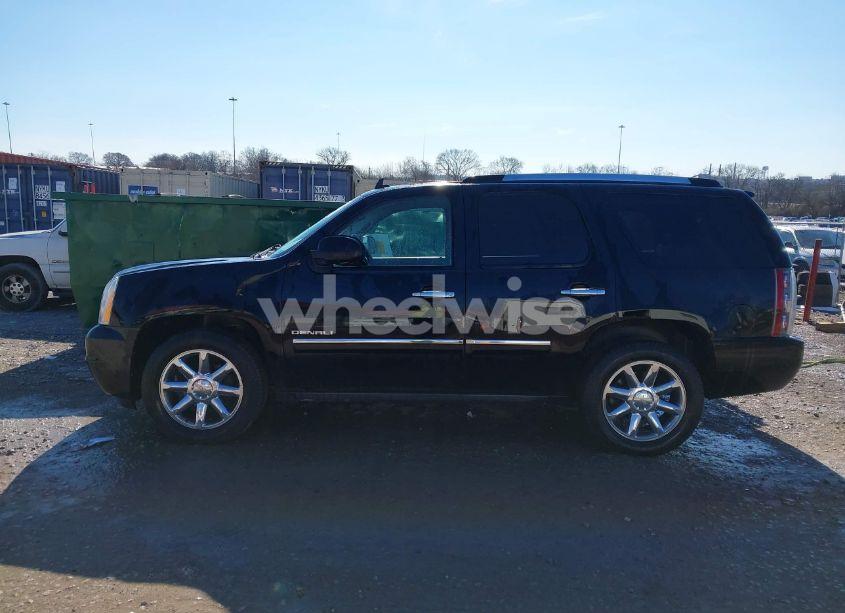Photo 14 of 2010 Gmc Yukon DENALI (VIN 1GKUKEEF8AR153359)