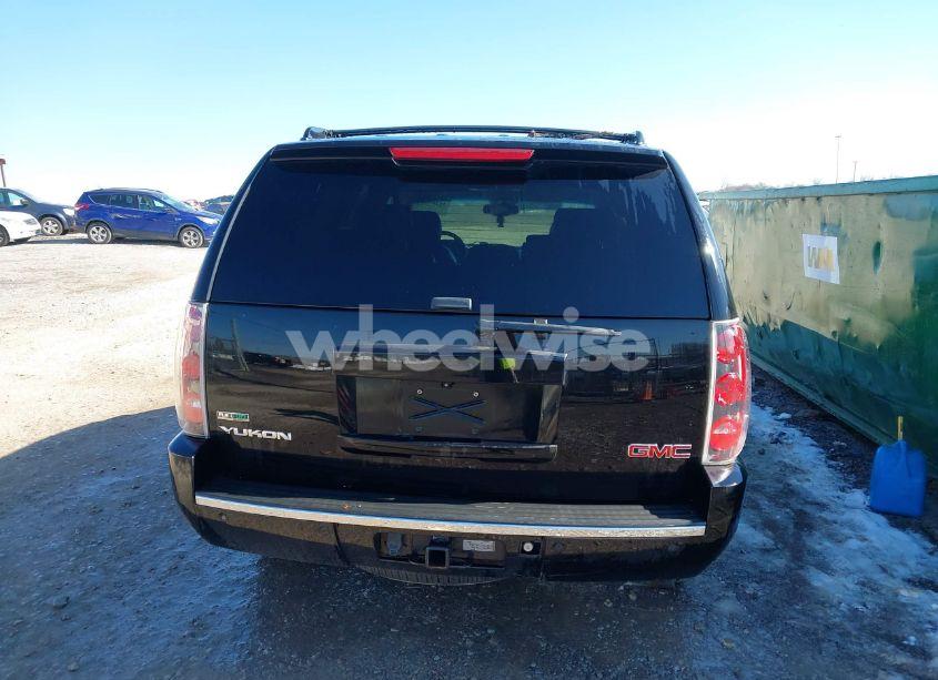 Photo 16 of 2010 Gmc Yukon DENALI (VIN 1GKUKEEF8AR153359)