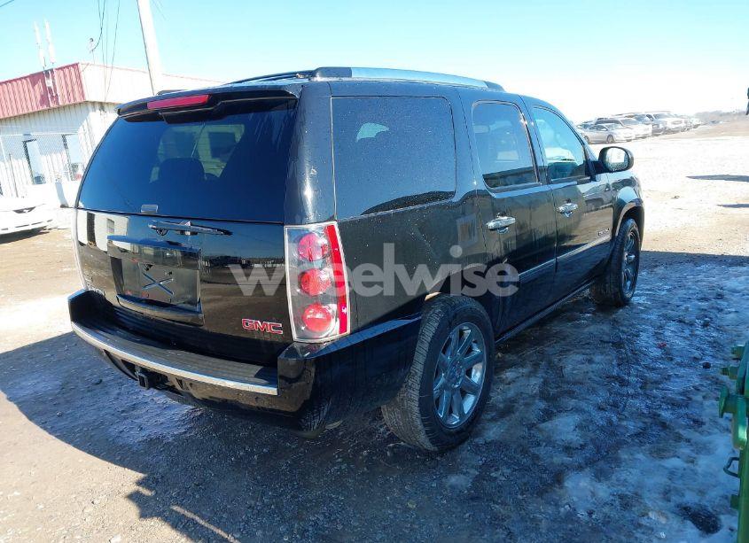 Photo 4 of 2010 Gmc Yukon DENALI (VIN 1GKUKEEF8AR153359)