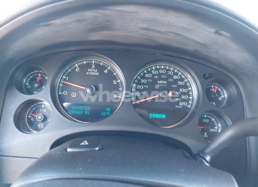 Photo 7 of 2010 Gmc Yukon DENALI (VIN 1GKUKEEF8AR153359)