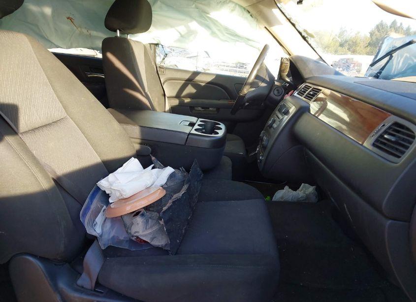 Photo 5 of 2010 Gmc Yukon XL 1500 SLE (VIN 1GKUKHE33AR199835)