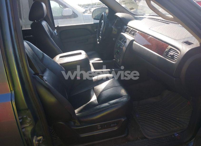 Photo 5 of 2010 Gmc Yukon XL 1500 SLT (VIN 1GKUKKE30AR259258)