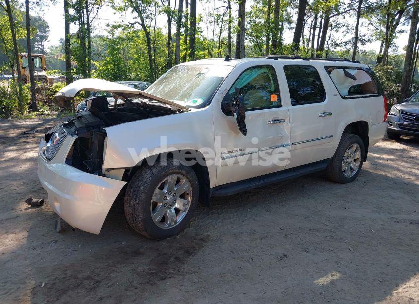 Photo 2 of 2010 Gmc Yukon XL 1500 SLT (VIN 1GKUKKE33AR198388)