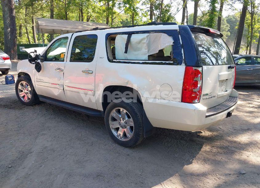Photo 3 of 2010 Gmc Yukon XL 1500 SLT (VIN 1GKUKKE33AR198388)