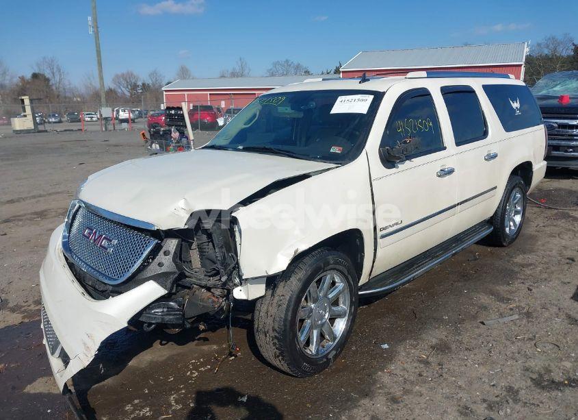 Photo 2 of 2010 Gmc Yukon XL 1500 DENALI (VIN 1GKUKMEF6AR157775)