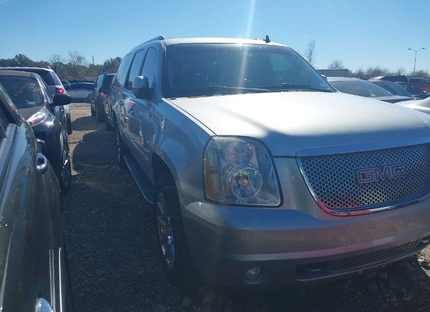 2010 Gmc Yukon XL 1500 DENALI (VIN 1GKUKMEF9AR185375) main photo
