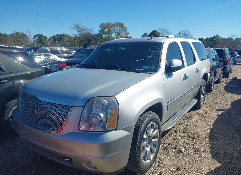 Photo 2 of 2010 Gmc Yukon XL 1500 DENALI (VIN 1GKUKMEF9AR185375)