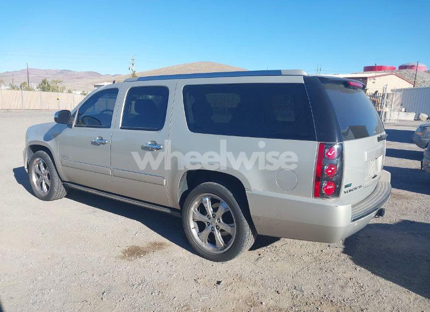 Photo 3 of 2010 Gmc Yukon XL 1500 DENALI (VIN 1GKUKMEF9AR193007)