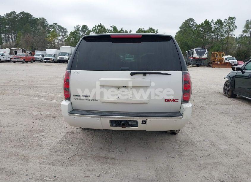 Photo 16 of 2010 Gmc Yukon XL 1500 DENALI (VIN 1GKUKMEFXAR218674)
