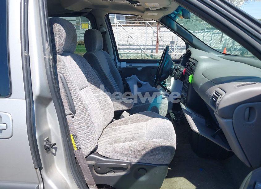 Photo 5 of 2004 Pontiac Montana N16 (VIN 1GMDU03E94D189934)