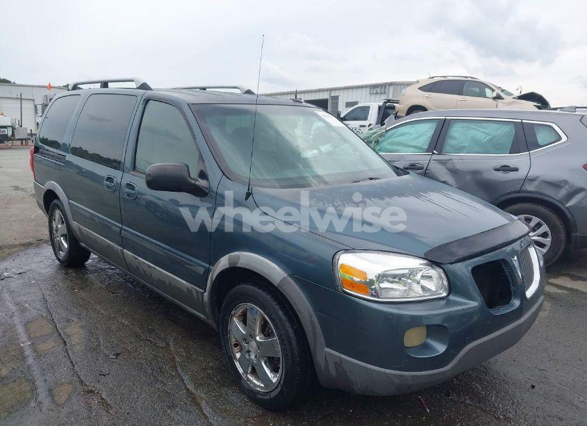 2005 Pontiac Montana SV6 FWD (VIN 1GMDV33L05D230093) main photo