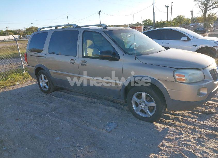 2006 Pontiac Montana SV6 (VIN 1GMDV33L16D139948) main photo