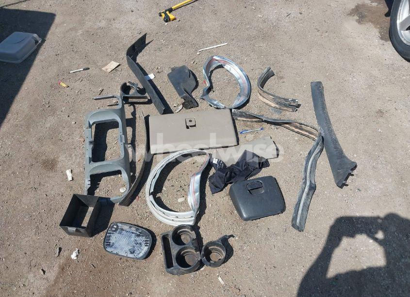 Photo 12 of 2000 Pontiac Montana M16 (VIN 1GMDX03E0YD103858)