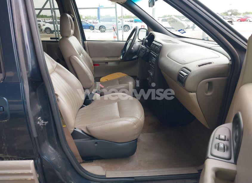 Photo 5 of 2000 Pontiac Montana M16 (VIN 1GMDX03E4YD269445)