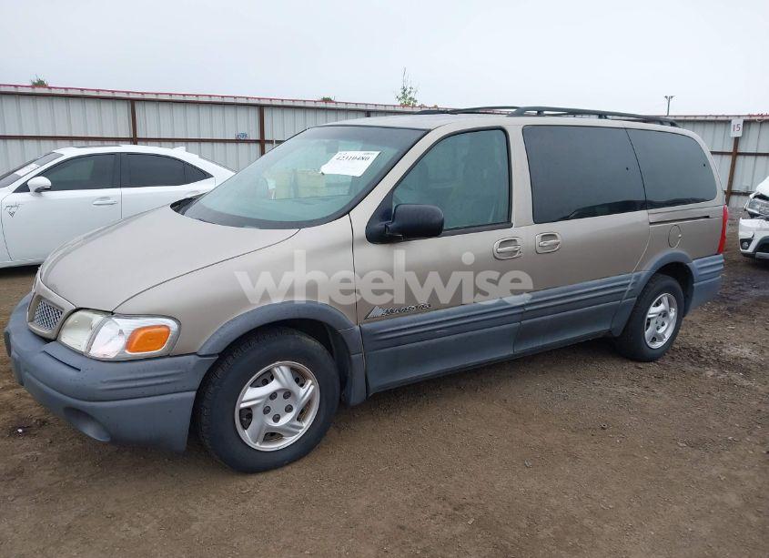 Photo 2 of 2000 Pontiac Montana M16 (VIN 1GMDX03E4YD331779)