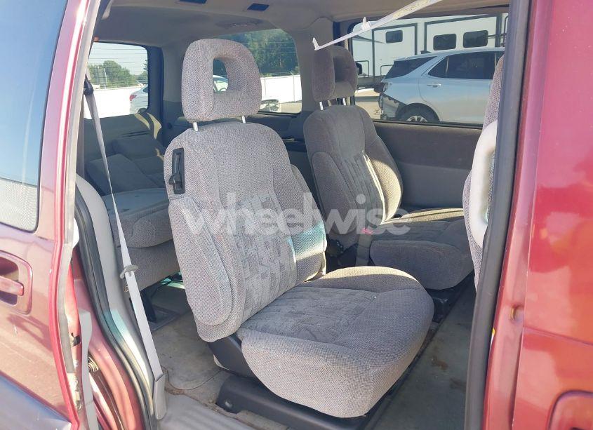 Photo 8 of 2000 Pontiac Montana M16 (VIN 1GMDX03E6YD205715)