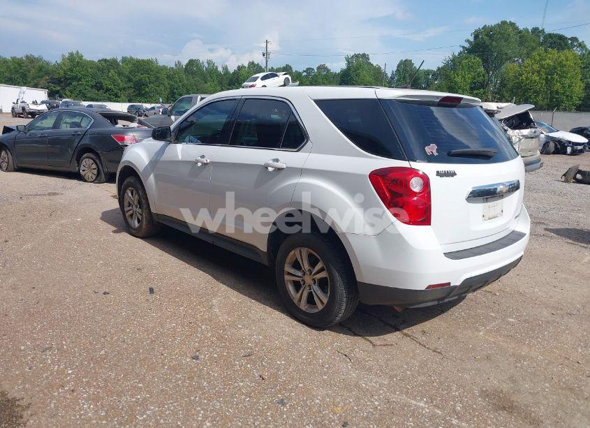 Photo 3 of 2014 Chevrolet Equinox LS (VIN 1GNALAEK1EZ123005)