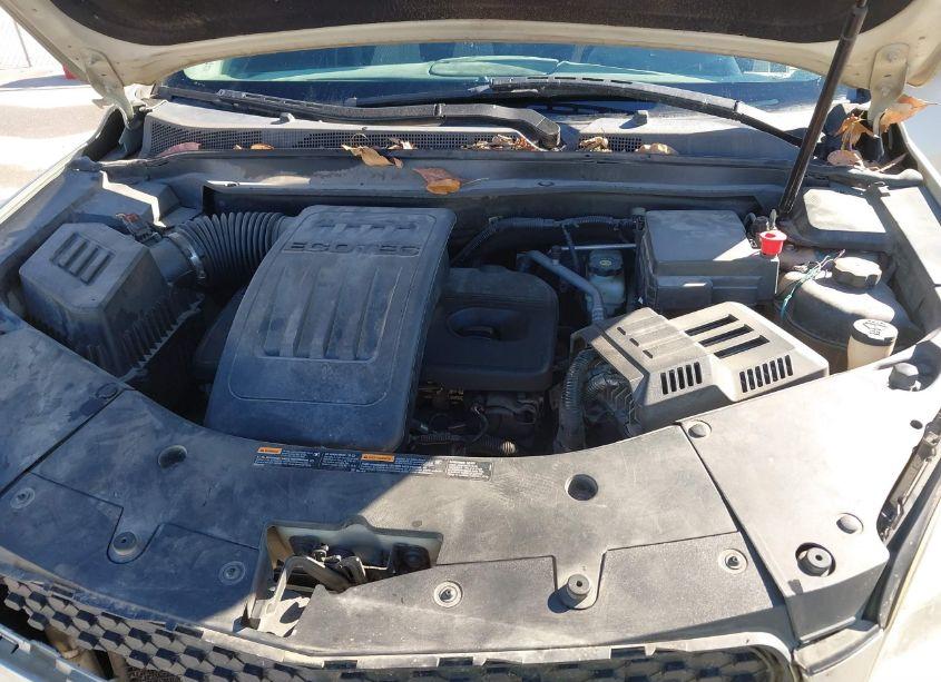 Photo 10 of 2015 Chevrolet Equinox LS (VIN 1GNALAEK1FZ104133)