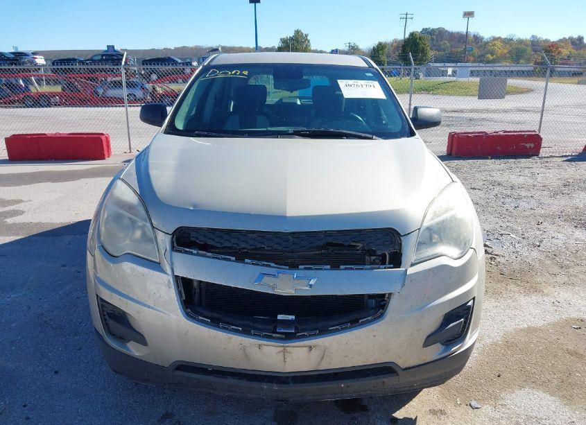 Photo 12 of 2015 Chevrolet Equinox LS (VIN 1GNALAEK1FZ104133)