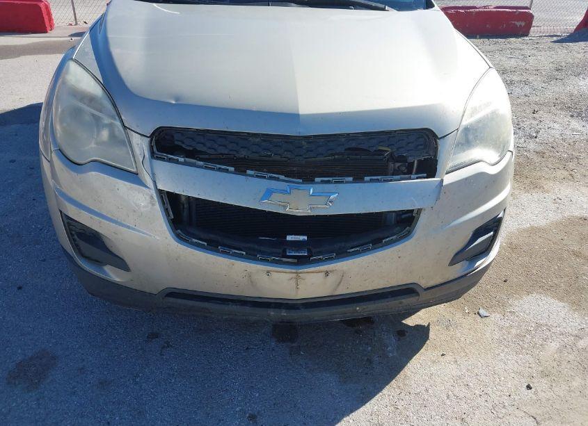 Photo 6 of 2015 Chevrolet Equinox LS (VIN 1GNALAEK1FZ104133)