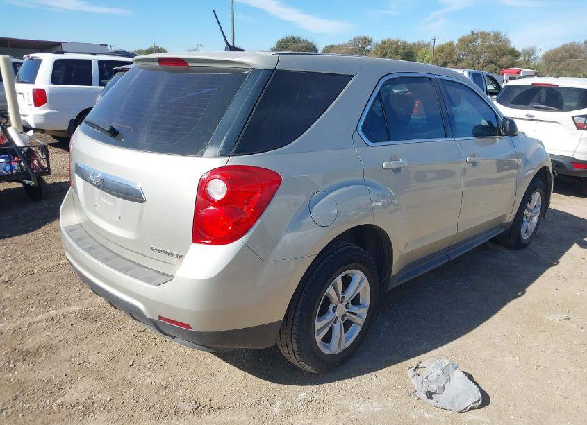 Photo 4 of 2014 Chevrolet Equinox LS (VIN 1GNALAEK2EZ122820)