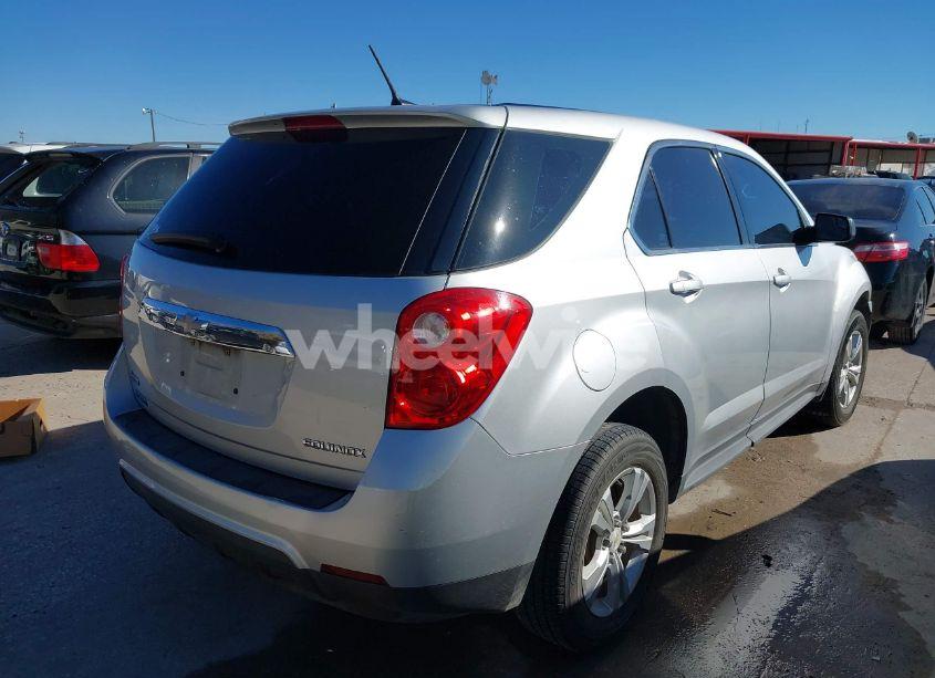 Photo 4 of 2014 Chevrolet Equinox LS (VIN 1GNALAEK2EZ130559)
