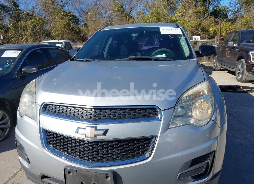 Photo 6 of 2014 Chevrolet Equinox LS (VIN 1GNALAEK2EZ130559)