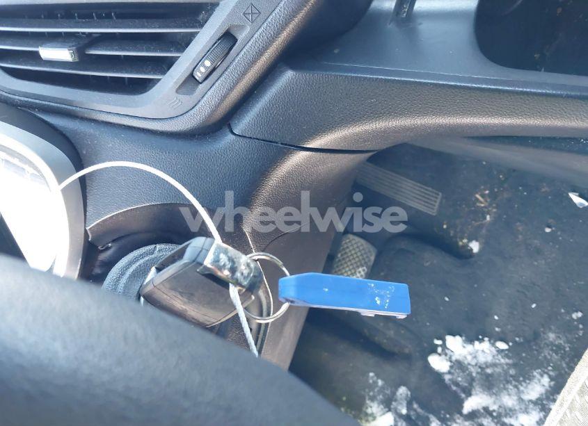 Photo 11 of 2014 Chevrolet Equinox LS (VIN 1GNALAEK2EZ135664)