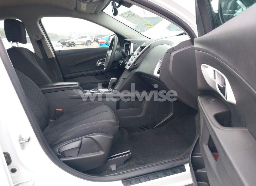 Photo 5 of 2014 Chevrolet Equinox LS (VIN 1GNALAEK2EZ138919)