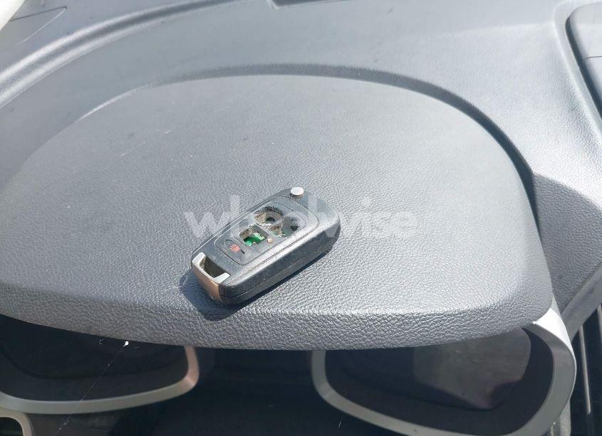 Photo 11 of 2015 Chevrolet Equinox LS (VIN 1GNALAEK2FZ117974)