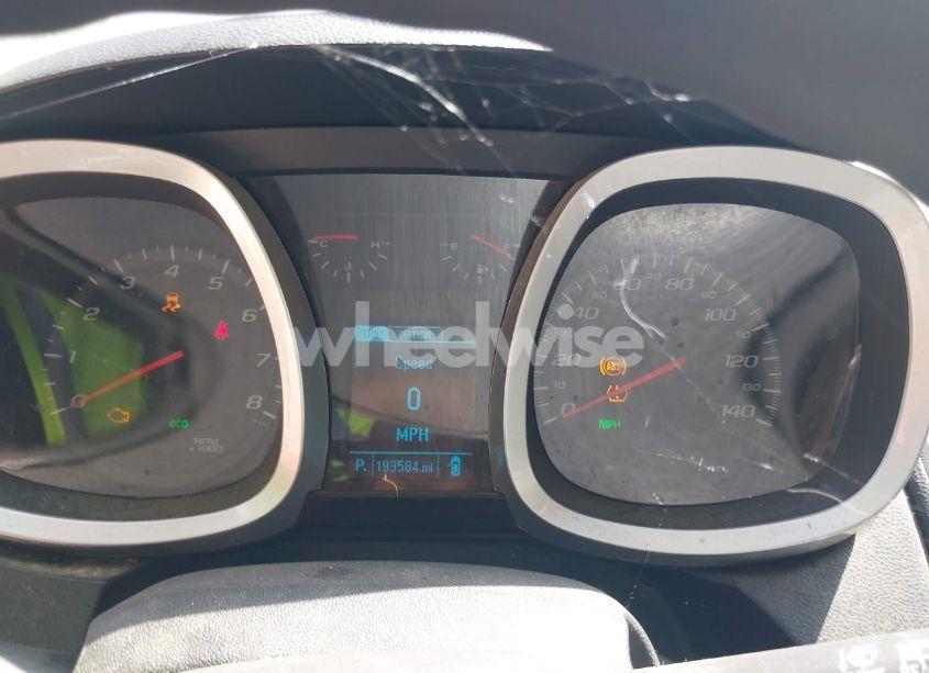 Photo 7 of 2015 Chevrolet Equinox LS (VIN 1GNALAEK2FZ117974)