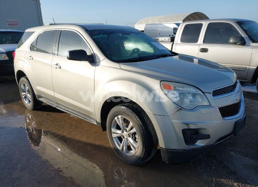 2014 Chevrolet Equinox LS (VIN 1GNALAEK4EZ103847) main photo